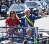 Vestido vermelho de Janja Lula se destaca em primeiro desfile de 7 de setembro como primeira-dama