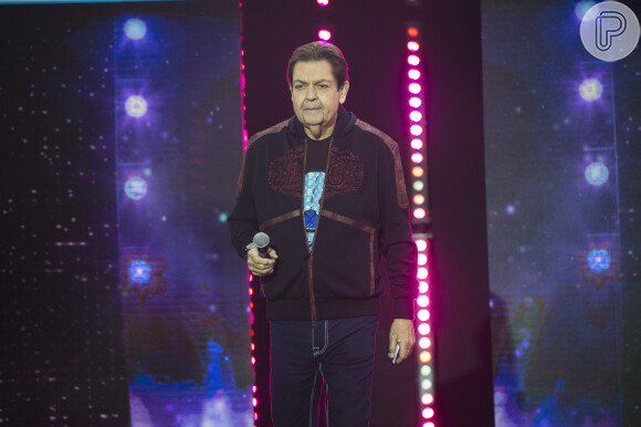 Faustão está internado há um mês