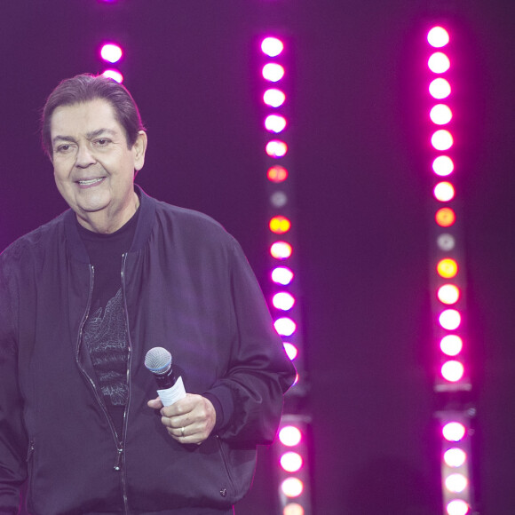 Faustão deu entrada no hospital com um quadro de insuficiência cardíaca e três dias depois, entrou para a fila única do SUS para conseguir um transplante de coração