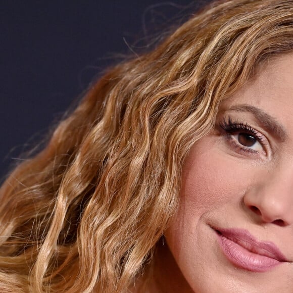 Shakira completou 46 anos de vida e vive uma dos seus melhores momentos agora que vive com os filhos, está solteira e dedicada a carreira