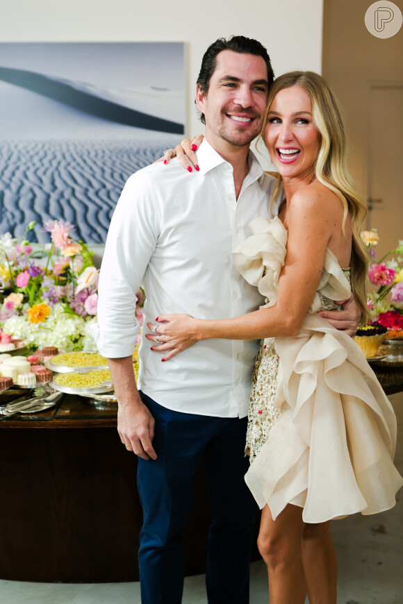 Paula Aziz e Francisco Garcia em seu pré-casamento