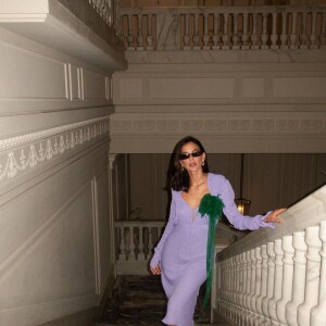 Vestido midi lilás usado por Bruna Marquezine pode te inspirar em diversas ocasiões