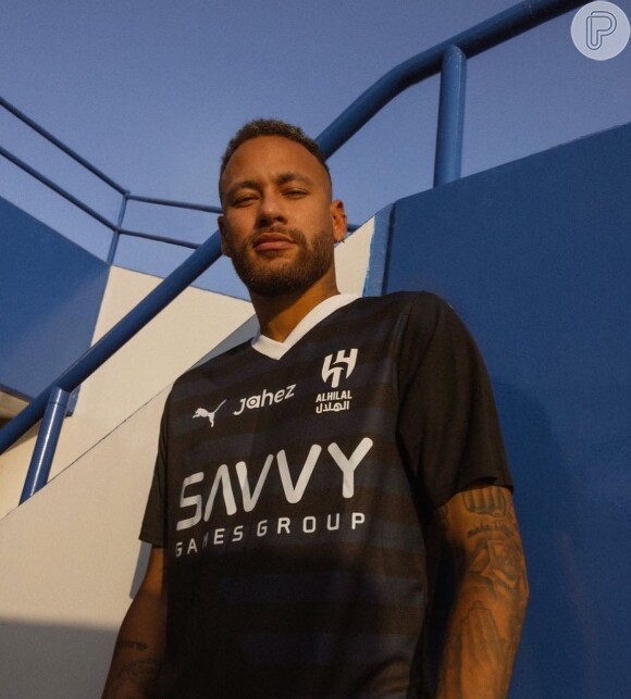 Famosos apoiam Neymar após jogador compartilhar desabafo emocionante ao sofrer lesão no joelho durante jogo de futebol