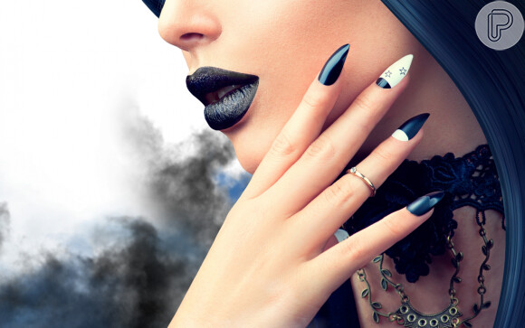 Unhas para o Halloween: essas são as quatro cores de esmalte que você vai querer usar!