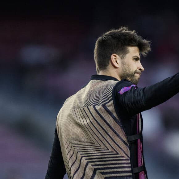 Piqué não sofreu nada de mais sério em queda de 2m de altura