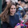 Kate Middleton usa vestido de R$ 1.800 e peça esgota em lojas do Reino Unido, nesta quinta-feira, 15 de janeiro de 2015