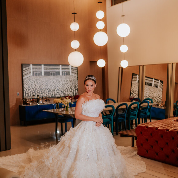 Rayssa Scheffer é filha de Eslumar Maggi Scheffer conhecido em Cuibá como o rei do agronegócio e teve um casamento de luxo final de novembro