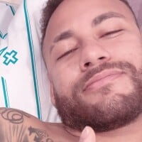 Neymar pai mostra o jogador em importante videochamada após cirurgia no joelho e fim de noivado. Veja com quem!