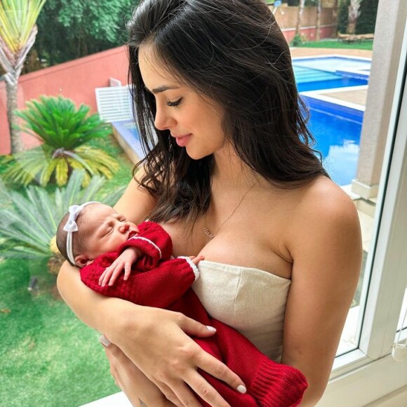 Bruna Biancardi explicou que não está usando suplementos porque está amamentando a filha