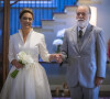Em 'Terra e Paixão', Agatha (Eliane Giardini) e Antônio (Tony Ramos) se casam em meio a diversos convidados