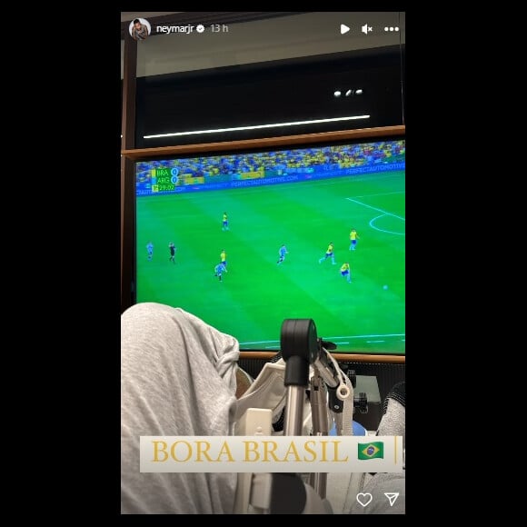 Neymar viu pela TV Brasil x Argentina, jogo disputado no Maracanã e incentivou a equipe à distância: 'Bora, bora! Alguém tem que fazer alguma coisa aí só pra esquentar o clima'