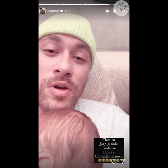 Neymar escondeu careca com touca e fez vídeo com a filha, Mavie, enquanto assistia Brasil x Argentina pelas Eliminatórias da Copa do Mundo. Jogador deu conselho inusitado: 'Arrumar confusão, está jogando em casa'