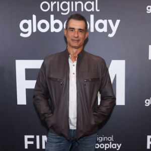 Marcos Pasquim na coletiva da série 'Fim' do Globoplay