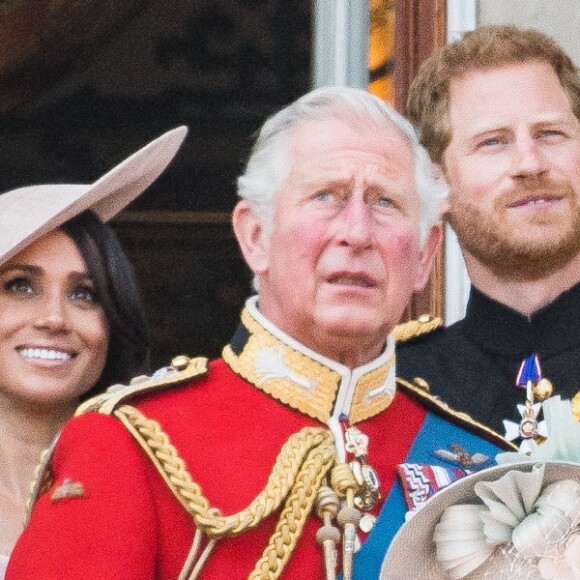 Príncipe William teria dado ultimato para rei Charles II caso príncipe Harry venha ao natal no Palácio de Buckingham