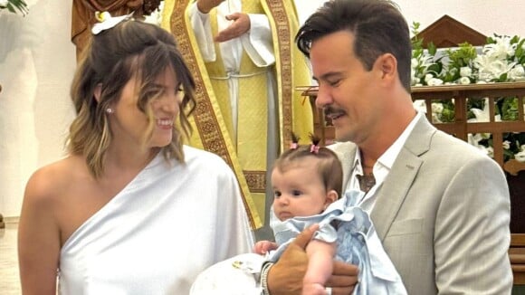 Casamento de Paulinho Vilhena: ator troca alianças e batiza filha em cerimônia emocionante. Fotos!