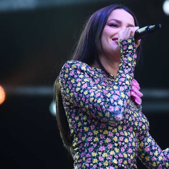 Juliette, chorando, afirmou: 'Eu preciso voltar a sorrir como antes'