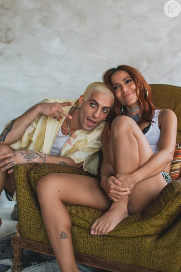 Anitta também quebrou a web ao lançar o clipe 'Mil Veces', estrelado por Damiano, vocalista do grupo Måneskin