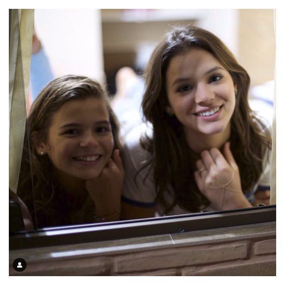 Luana Marquezine foi levada para os bastidores dos trabalhos de Bruna Marquezine