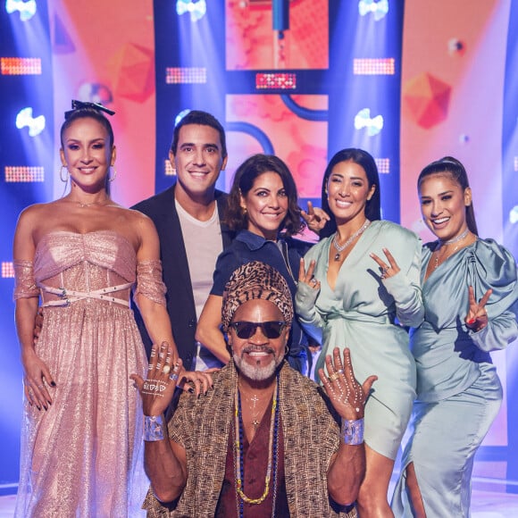 Simaria encerrou a dupla sertaneja com a irmã, Simone Mendes, com quem foi jurada no 'The Voice Kids'