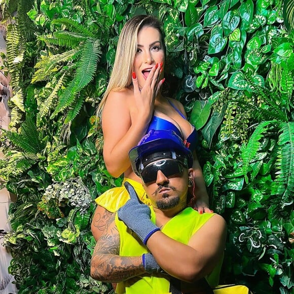 Vídeo pornô de Andressa Urach com o anão Pistolinha foi um dos mais comentados