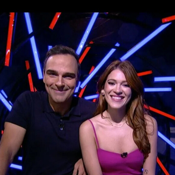Participantes do BBB 24 foram revelados ao vivo na Globo por Tadeu Schmidt e Ana Clara