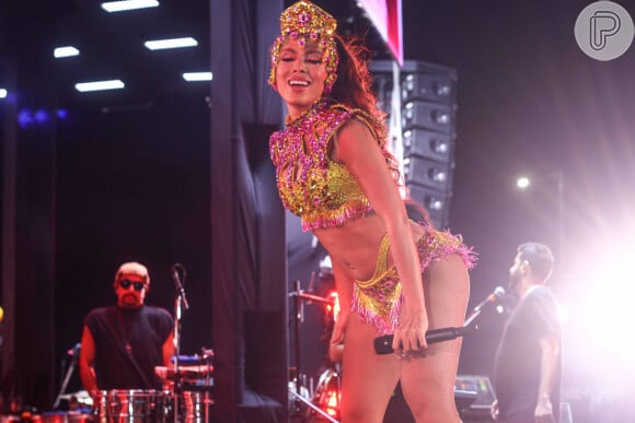 Anitta comandou seu ensaio para o Carnaval 2024, em Sanvador