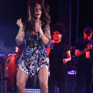 Ivete Sangalo começou a cantar 'Macetando', seu hit em parceria com Ludmilla