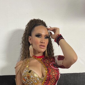 Carnaval 2024: a rainha de bateria da Dragões da Real é Karine Grum