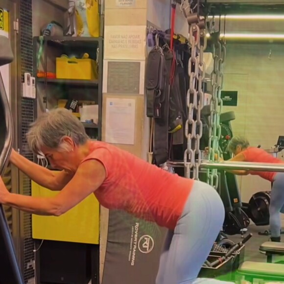 Bumbum torneado de Gloria Pires roubou a cena nos registros e rendeu elogios na web