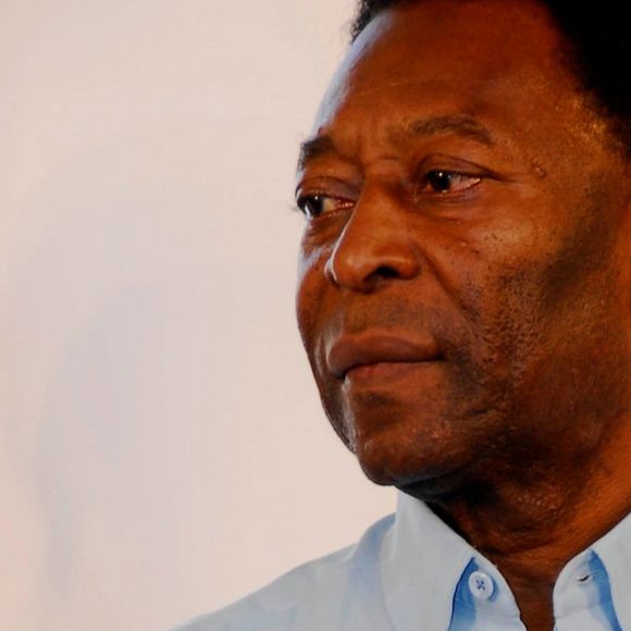Após quase 2 anos, herança de Pelé nem começou a ser repartida direito por nova 'treta' envolvendo a viúva