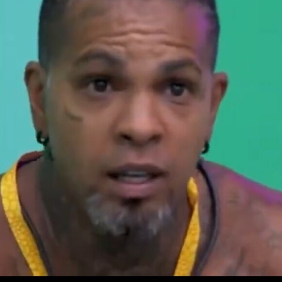 'BBB 24': Rodriguinho lamenta ser ignorado por outros brothers e questiona: 'O que eu estou fazendo aqui?'