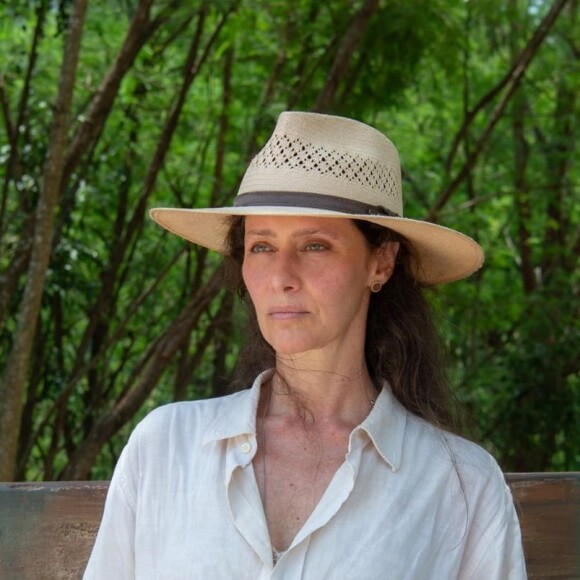 Maria Fernanda Cândido dá vida à Cândida em 'Renascer'