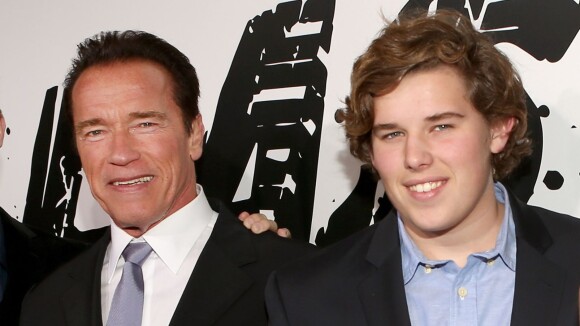 O filho de Arnold Schwarzenegger, Christopher, perdeu muito peso e esta é sua aparência agora
