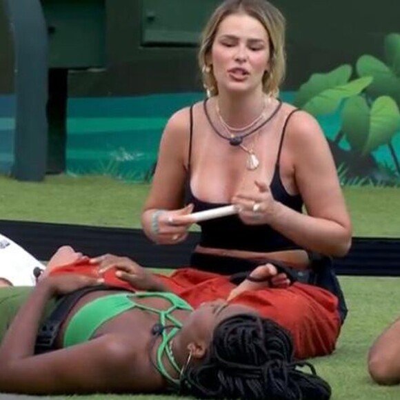 Yasmin Brunet recebeu tigela de cristal durante dinâmica do 'BBB 24'