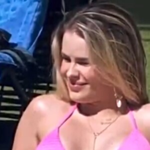 Luiza Brunet conta que Yasmin Brunet é 'meio mão de vaca' com dinheiro.