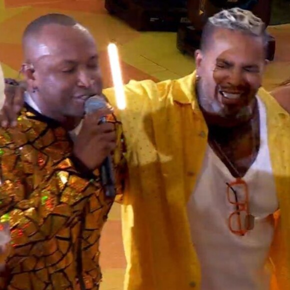 'BBB 24': Rodriguinho e Thiaguinho se abraçam ao som de 'A Amizade é Tudo'