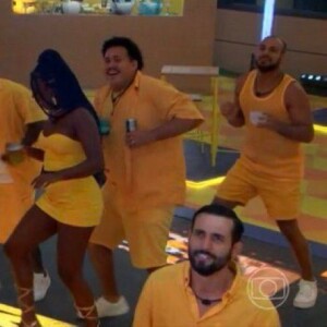 Brothers se animaram ao som de Thiaguinho no 'BBB 24'