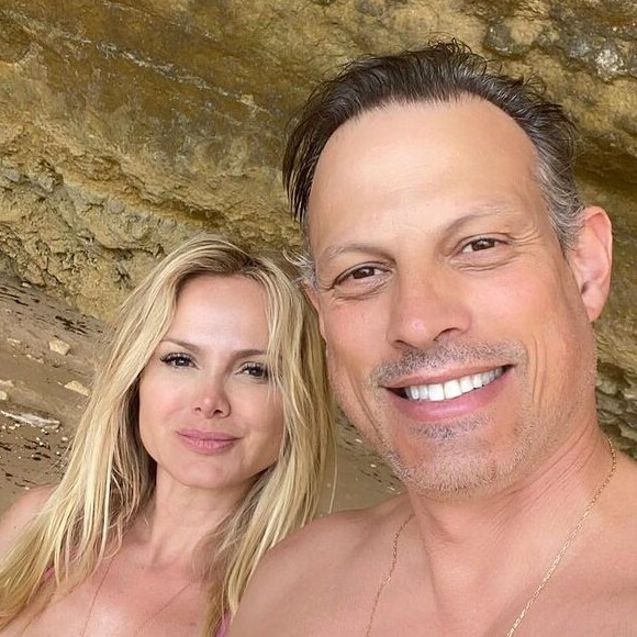 Eliana atualmente é casada com Adriano Ricco