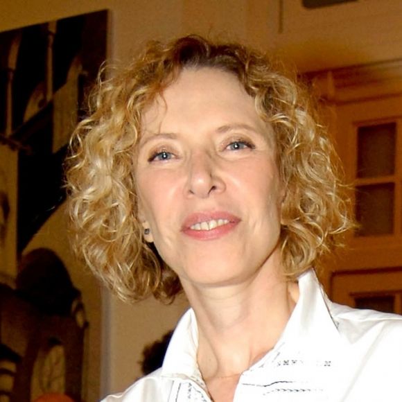 'Marília Gabriela sabe que existo, porque já conversou com a minha mãe. Sou neto dela, tenho o nome dela na minha Certidão de Nascimento', disse neto da jornalista para Leo Dias