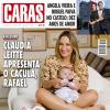 Claudia Leitte com o caçula Rafael na capa da revista 'Caras' da última semana de novembro de 2012