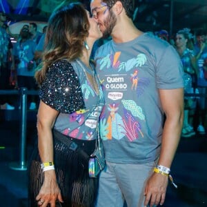 Fátima Bernardes e Túlio Gadêlha se beijaram no Carnaval 2024 em camarote no Desfile das Campeãs
