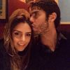 Kaká beija Carol Celico durante jantar romântico nos Estados Unidos: 'Muito bom', escreveu a blogueira na legenda da foto compartilhada no Instagram nesta terça-feira, 20 de janeiro de 2015