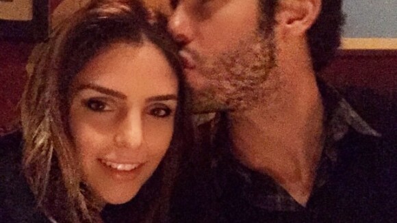 Kaká beija Carol Celico durante jantar romântico nos EUA: 'Muito bom'