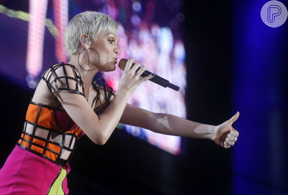 Jessie J fez show no Rio com look escolhido pelo público