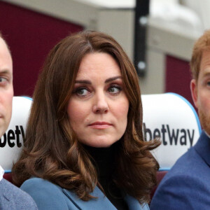Após cirurgia, Kate Middleton 'não quer saber' do príncipe Harry