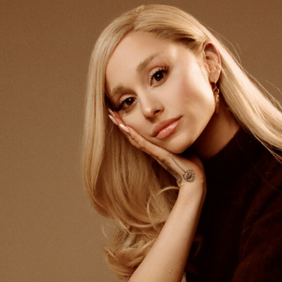 De volta aos palcos? Ariana Grande reage à possibilidade de nova turnê e surpreende fãs. Confira!
