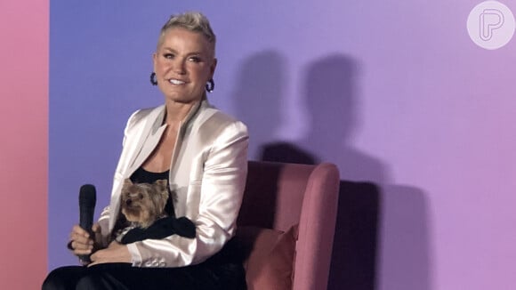 Xuxa Meneghel dividiu a web ao surgir em momento inusitado com a pet Doralice: 'Coisa ridícula'