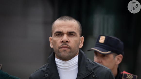 Daniel Alves pagou fiança de 1 milhão de euros para sair da prisão