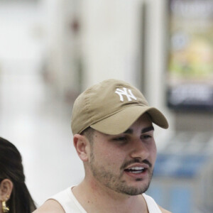 Lucas Souza atribui aos comentários negativos da web a crise que separou o casal: 'Uma hora ou outra essa negatividade acaba ficando no inconsciente e atrapalha a relação'
