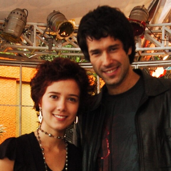 Renzo Di Marco (Daniel Del Sarto) e Natasha (Marjorie Estiano) em temporada de Malhação